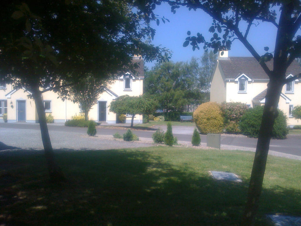 The Waterside Cottages 니나 객실 사진